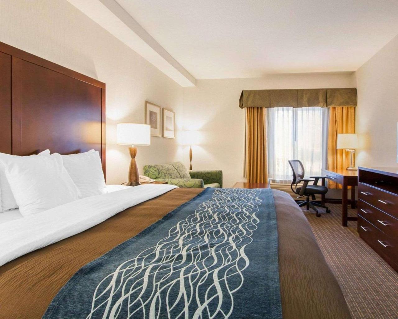 Comfort Inn & Suites-Portland Airport Extérieur photo
